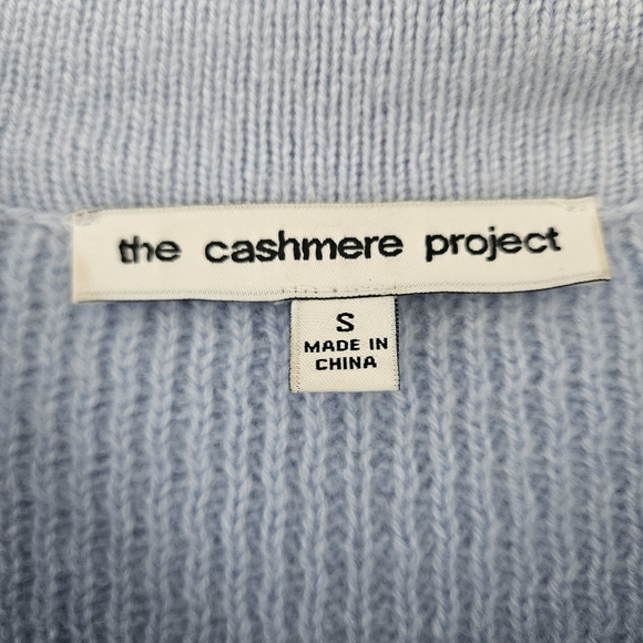 100% Cashmere Cozy Light Blue Women's Cardigan - Picture 4 of 5